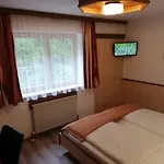 Hotel-garni Seestrand Bed & Breakfast 4*