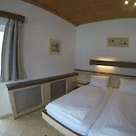 Hotel-garni Seestrand Bed & Breakfast