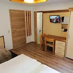 Hotel-garni Seestrand Bed & Breakfast