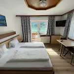 Hotel-garni Seestrand Bed & Breakfast