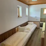 Bed & Breakfast Hotel-garni Seestrand 4*