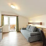 Bed & Breakfast Hotel-garni Seestrand 4*