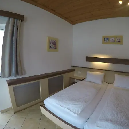Hotel-garni Seestrand Bed & Breakfast
