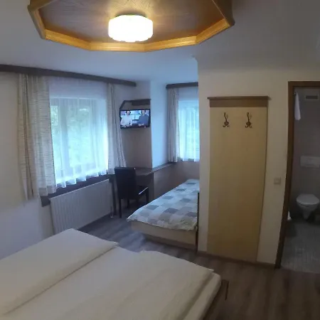 Hotel-garni Seestrand 2* Zell am See