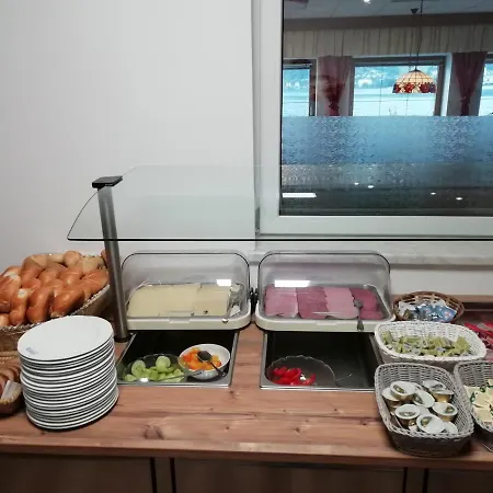 Hotel-garni Seestrand Zell am See