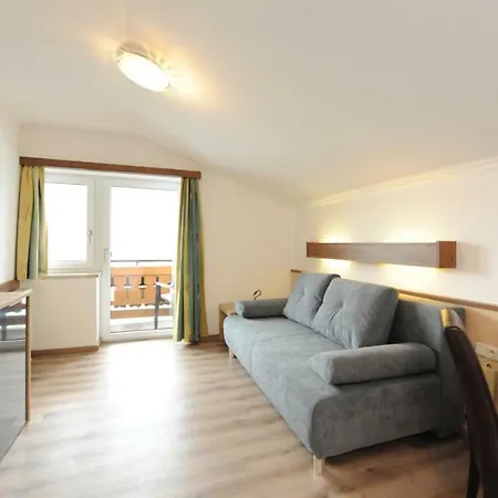 Bed & Breakfast Hotel-garni Seestrand 4*