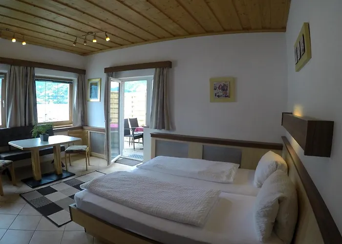 Hotel-garni Seestrand 4* Zell am See