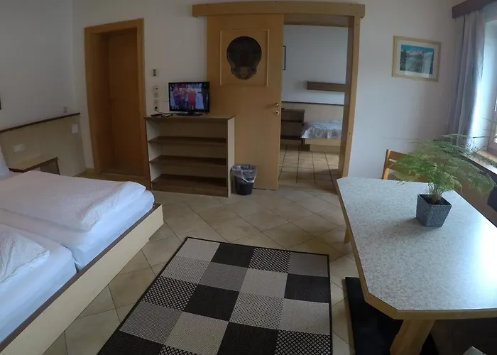 Hotel-garni Seestrand Zell am See